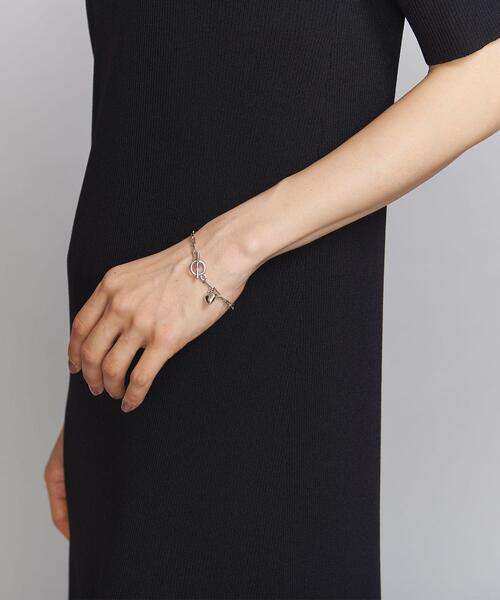 BEAUTY&YOUTH UNITED ARROWS（ビューティーアンドユースユナイテッドアローズ）の「BY チェーンメタルミニハートブレスレット（ブレスレット・レディース・ゴールド/シルバー・FREE）」の6枚目の写真