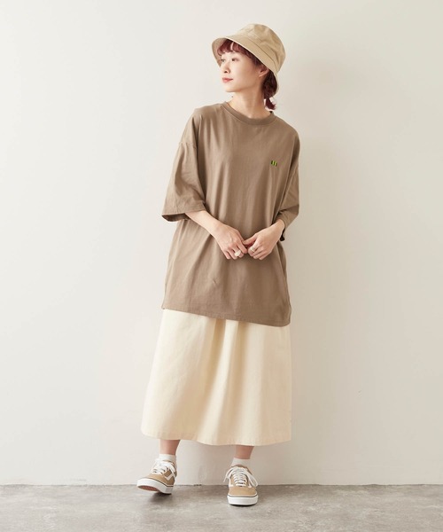 timecapsule(タイムカプセル)の「【timecapsule】「レモンケーキ」バックプリント半袖ビッグTシャツ(Tシャツ/カットソー・レディース・ホワイト/モカ/ベージュ系その他/ライトベージュ・FREE)」の6枚目の写真