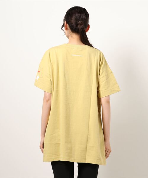 Right-on(ライトオン)の「【BRANDALISED】エンボスプリントTシャツ バンクシー(Tシャツ/カットソー・レディース・イエロー/ブラック/ブラウン/ベージュ/グリーン/オフホワイト・L/M)」の13枚目の写真