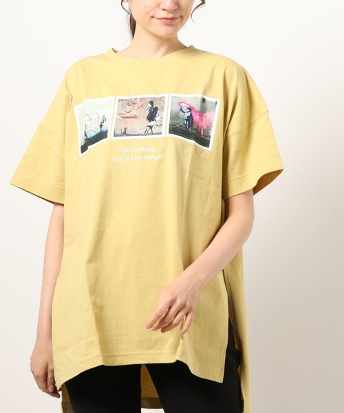 Right-on(ライトオン)の「【BRANDALISED】エンボスプリントTシャツ バンクシー(Tシャツ/カットソー・レディース・イエロー/ブラック/ブラウン/ベージュ/グリーン/オフホワイト・L/M)」の6枚目の写真