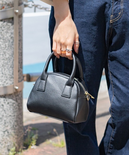 PairPair(ペアペア)の「2WAYボストンショルダーバッグ(ボストンバッグ・レディース・ブラック・FREE)」の2枚目の写真