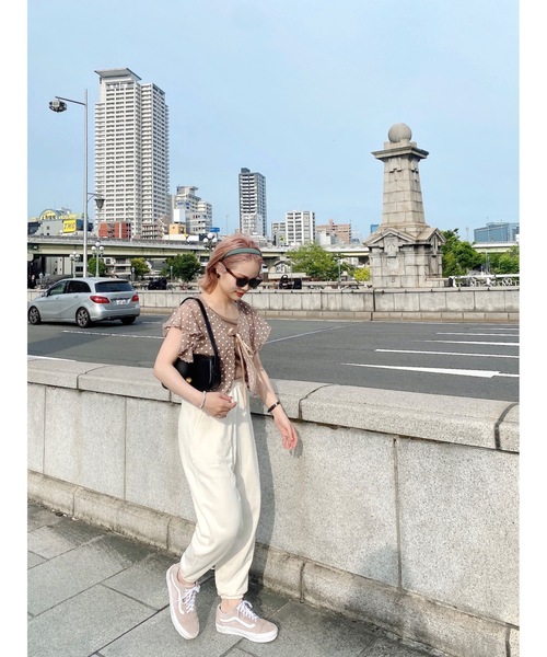 JUMELLE(ジュメロ)の「トランスレーストップ(シャツ/ブラウス・レディース・ベージュ/ブラウン・FREE)」の19枚目の写真