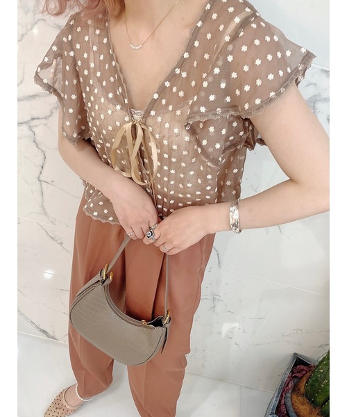 JUMELLE(ジュメロ)の「トランスレーストップ(シャツ/ブラウス・レディース・ベージュ/ブラウン・FREE)」の9枚目の写真