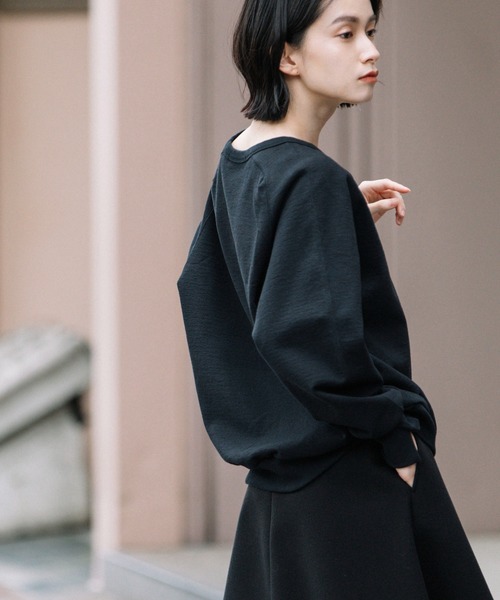 Munich（ミューニック）の「コットンクリンプジャージー　スウェットトップス（スウェット・レディース・ブラック/イエロー/モカ/グレイッシュベージュ・FREE）」の8枚目の写真