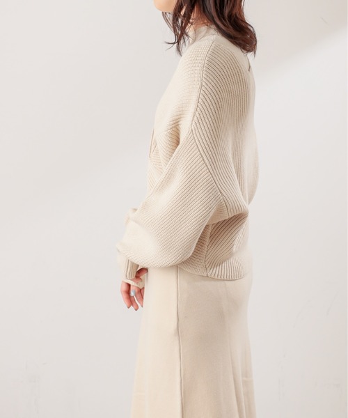 natural couture(ナチュラルクチュール)の「【WEB限定・大好評リバイバルアイテム】クロスニット+ノースリワンピースセット(ワンピース・レディース・アイボリー/モカ/ブラック・FREE)」の22枚目の写真