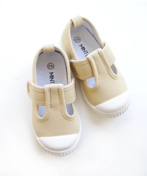 AmiAmi(アミアミ)の「Tストラップキッズスニーカー(スニーカー・キッズ・グレイッシュベージュ/イエロー/ホワイト×ブラック・14.5cm/16.5cm/16cm/15cm/17cm/18cm)」の14枚目の写真