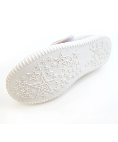 AmiAmi(アミアミ)の「Tストラップキッズスニーカー(スニーカー・キッズ・グレイッシュベージュ/イエロー/ホワイト×ブラック・14.5cm/16.5cm/16cm/15cm/17cm/18cm)」の12枚目の写真