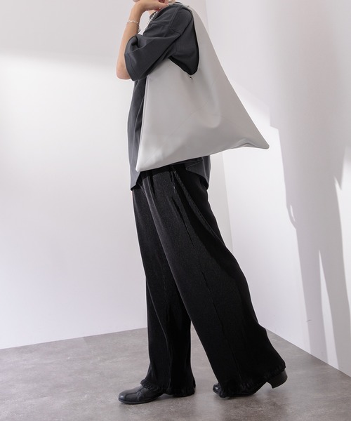 Adoon plain（アドーンプレーン）の「【Adoon plain】フェイクレザートートバッグ（トートバッグ・メンズ・ブラック/グレー・FREE）」の12枚目の写真