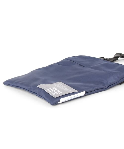 FUNALIVE（ファンアライブ）の「propellerheads　撥水リサイクルナイロンミニポーチショルダー（ショルダーバッグ・レディース・ブラック/ベージュ/ネイビー/グレー/カーキ・FREE）」の12枚目の写真