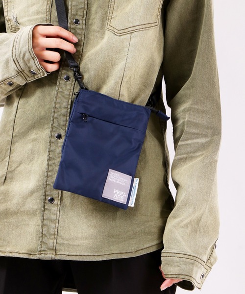 FUNALIVE（ファンアライブ）の「propellerheads　撥水リサイクルナイロンミニポーチショルダー（ショルダーバッグ・レディース・ブラック/ベージュ/ネイビー/グレー/カーキ・FREE）」の5枚目の写真