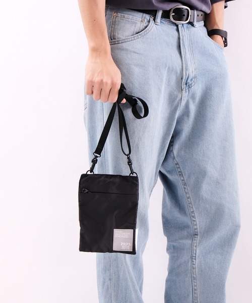 FUNALIVE（ファンアライブ）の「propellerheads　撥水リサイクルナイロンミニポーチショルダー（ショルダーバッグ・レディース・ブラック/ベージュ/ネイビー/グレー/カーキ・FREE）」の2枚目の写真