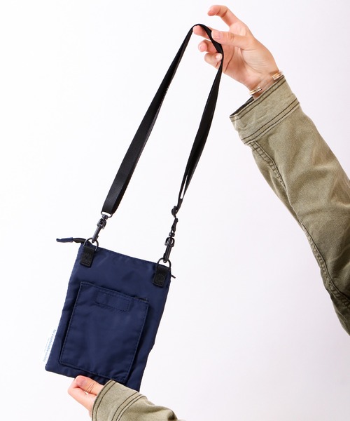 FUNALIVE（ファンアライブ）の「propellerheads　撥水リサイクルナイロンミニポーチショルダー（ショルダーバッグ・レディース・ブラック/ベージュ/ネイビー/グレー/カーキ・FREE）」の22枚目の写真