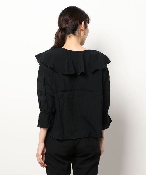 Samansa Mos2 blue（サマンサモスモスブルー）の「前後2wayラッフルフリルブラウス（シャツ/ブラウス・レディース・ブラック/ブラウン/オフホワイト・ﾌﾘ-）」の5枚目の写真