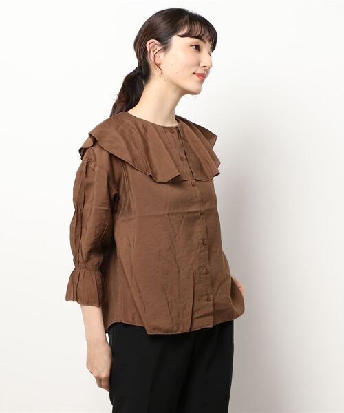 Samansa Mos2 blue（サマンサモスモスブルー）の「前後2wayラッフルフリルブラウス（シャツ/ブラウス・レディース・ブラック/ブラウン/オフホワイト・ﾌﾘ-）」の8枚目の写真