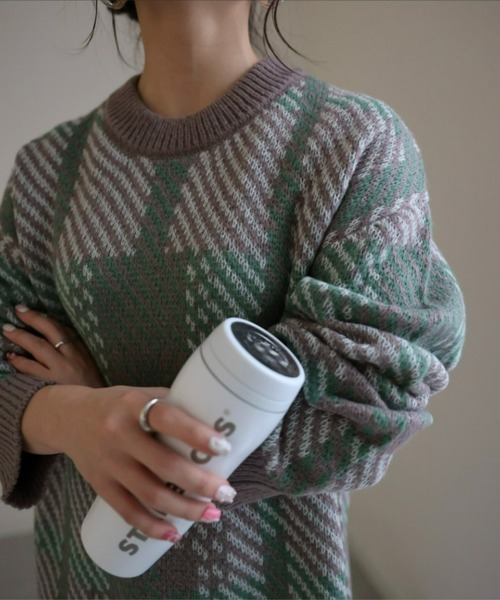 sakishimatokyo(サキシマトーキョー)の「配色ジャガードチェックニット(ニット/セーター・レディース・グレー/レッド/ブラウン/ピンク/グリーン/レッド系その他/イエロー・FREE/L/M)」の4枚目の写真