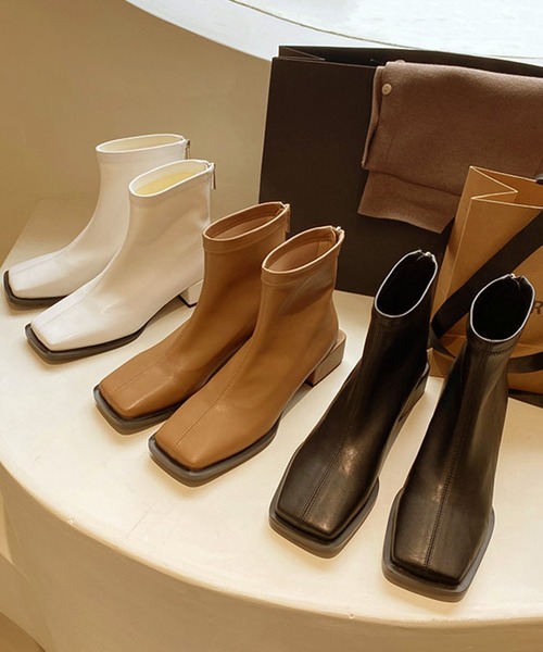 ANOTHER S（アナザーエス）の「スクエアトゥショートブーツ（ブーツ・レディース・ホワイト/ブラック/ブラウン・38/39/37）」の10枚目の写真