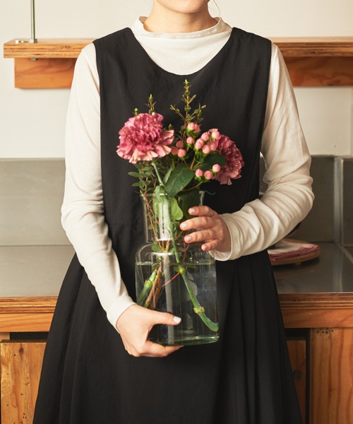 note et silence (ノートエシロンス)の「【 AMB100貨 】ボトルネック長袖Tシャツ 120/2フライス(Tシャツ/カットソー・レディース・グレー/ホワイト/ブラック・FREE)」の10枚目の写真