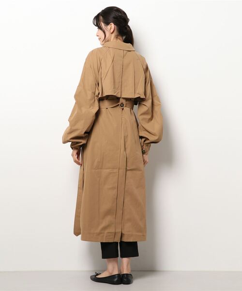 reca（レカ）の「シャークスキンフライヨークステンカラーコート（ステンカラーコート・レディース・ベージュ/グリーン系その他・M）」の5枚目の写真