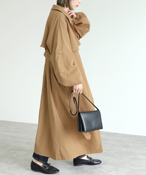 reca（レカ）の「シャークスキンフライヨークステンカラーコート（ステンカラーコート・レディース・ベージュ/グリーン系その他・M）」の11枚目の写真