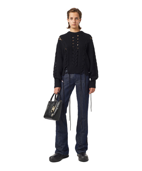 DIESEL（ディーゼル）の「レディース サステナブル ニット トップス ケーブル編み デザインニット セーター（ニット/セーター・レディース・ホワイト/ブラック・MEDIUM/LARGE/SMALL/X-SMALL）」の20枚目の写真