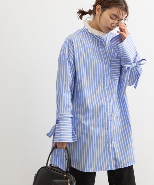 POU DOU DOU（プードゥドゥ）の「リボンスリーブチュニックシャツ（シャツ/ブラウス・レディース・オフホワイト/ブルー/ピンク・3）」の2枚目の写真
