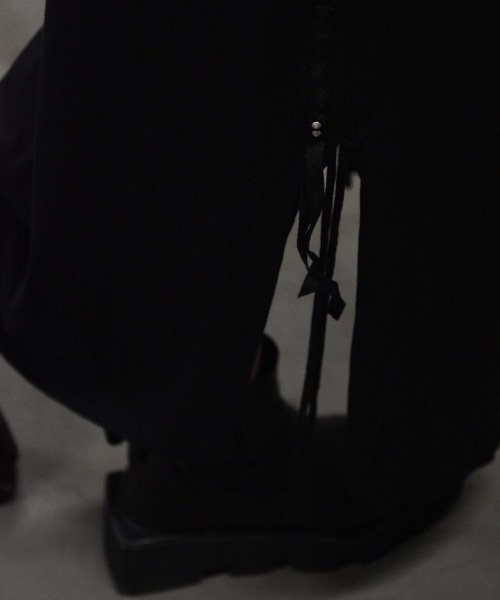 KMRii（ケムリ）の「【別注】KMRii/ケムリ/Double Pocket Magnolia OP（ワンピース・レディース・ブラック・FREE）」の6枚目の写真