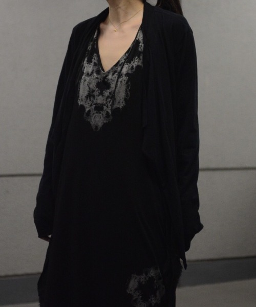 KMRii（ケムリ）の「【別注】KMRii/ケムリ/Double Pocket Magnolia OP（ワンピース・レディース・ブラック・FREE）」の4枚目の写真