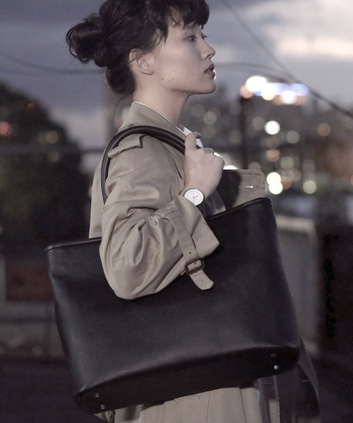 KLON(クローン)の「KLON STORAGE TOTE BAG -VNM- LEATHER(トートバッグ・メンズ・ブラック・FREE)」の8枚目の写真