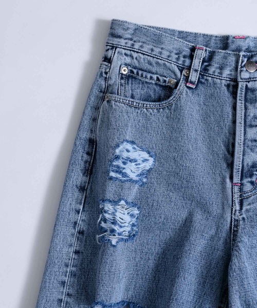 J1U by LA BELLE ETUDE（ジユウバイラベルエチュード）の「ダメージワイドデニム（デニムパンツ・レディース・ブラック/ブルー・1/0）」の14枚目の写真