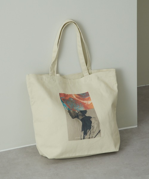 COLONY 2139（コロニートゥーワンスリーナイン）の「メッセージトートバッグ（NATURA)/マチ付きA4収納可能トート（トートバッグ・レディース・ホワイト/ブラック/ホワイト系その他/その他35・FREE）」の2枚目の写真