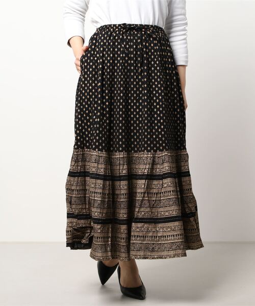 チャイハネ（チャイハネ）の「【チャイハネ】箔プリントティアードスカート（スカート・レディース・ホワイト/ブラック/パープル/ピンク/イエロー/ブルー/レッド/オフホワイト/カーキ・FREE）」の10枚目の写真