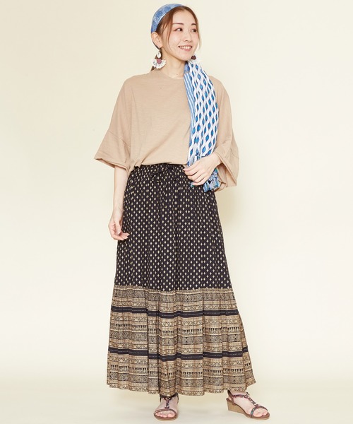 チャイハネ（チャイハネ）の「【チャイハネ】箔プリントティアードスカート（スカート・レディース・ホワイト/ブラック/パープル/ピンク/イエロー/ブルー/レッド/オフホワイト/カーキ・FREE）」の14枚目の写真