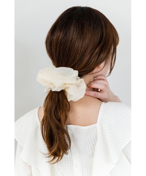 SLURR（スラ―）の「ビッグシュシュ（シュシュ・レディース・ベージュ/アイボリー・FREE）」の9枚目の写真