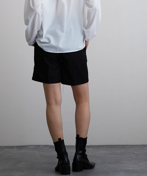 Mayree（メイリー）の「【Mayree】タックショートパンツ（スラックス・レディース・ブラック/ベージュ/パープル/グレイッシュベージュ・FREE）」の7枚目の写真