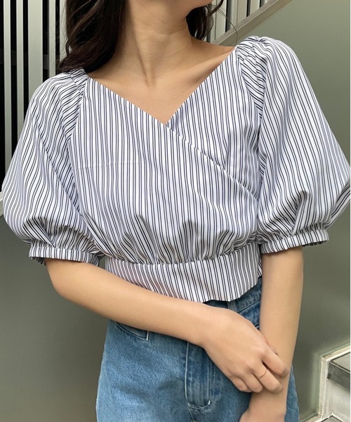 one after another NICE CLAUP(ワンアフターアナザーナイスクラップ)の「Sサイズあり カシュクールブラウス セットアップスカートあり(シャツ/ブラウス・レディース・ホワイト系その他/グリーン系その他/ブルー系その他・SMALL/MEDIUM)」の1枚目の写真