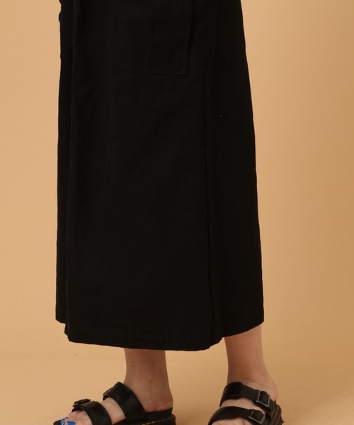 AVIREX（アヴィレックス）の「ZIP JUMPER SKIRT/ ジップジャンパースカート（ジャンパースカート・レディース・ブラック/カーキ・SMALL/MEDIUM）」の12枚目の写真