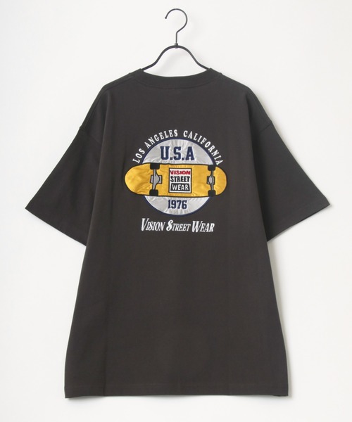 VISION STREET WEAR（ヴィジョンストリートウェア）の「VISION STREET WEAR/ヴィジョンストリートウェア ビッグシルエット グラフィック イラスト プリント ワンポイント刺繍 Tシャツ（Tシャツ/カットソー・メンズ・チャコールグレー/オフホワイト/ミント/マスタード/ホワイト系その他/グレー系その他/グリーン系その他/パープル系その他/ホワイト系その他2/グレー系その他2/グリーン系その他2/パープル系その他2・LL/M/L）」の13枚目の写真