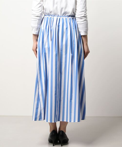 Maison de Beige(メゾンドベージュ)の「《Maison de Beige》ストライプドロストスカート(スカート・レディース・ネイビー/ブルー・9号)」の3枚目の写真
