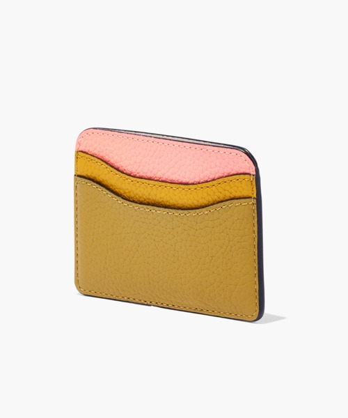 MARC JACOBS（マークジェイコブス）の「THE BOLD COLORBLOCKED NEW CARD CASE/ザ ボールド カラーブロック ニュー カード ケース（カードケース・レディース・オリーブ系/ブルー系/イエロー系・ONE SIZE）」の4枚目の写真