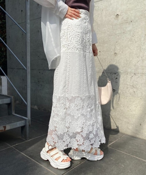 one after another NICE CLAUP（ワンアフターアナザーナイスクラップ）の「パッチワークレーススカート（スカート・レディース・オフホワイト/ブラック・FREE）」の18枚目の写真