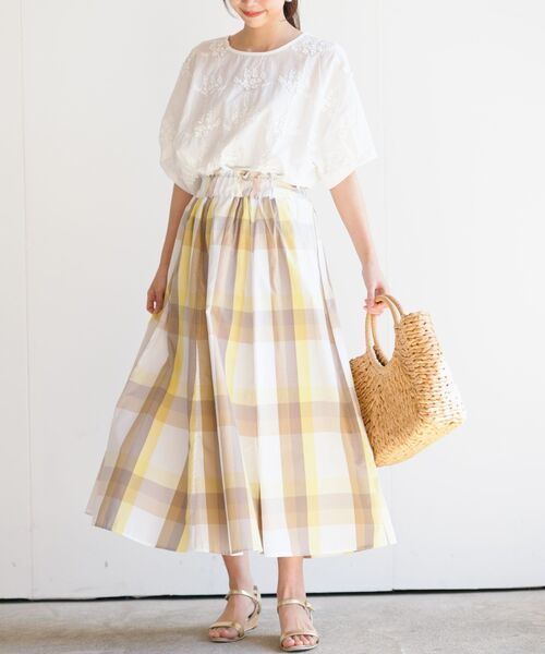 rps（アールピーエス）の「ＢＩＧチェックフレアースカート（スカート・レディース・ベージュ/イエロー/ブルー/グリーン/ネイビー/オレンジ/パープル・M/フリー）」の16枚目の写真