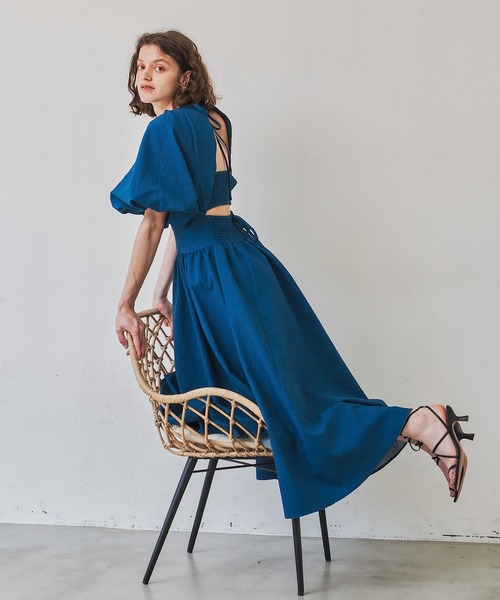 LA BELLE ETUDE(ラベルエチュード)の「BACK OPENベアSETワンピース(ワンピース・レディース・ホワイト/ブラック/ブルー・FREE)」の3枚目の写真