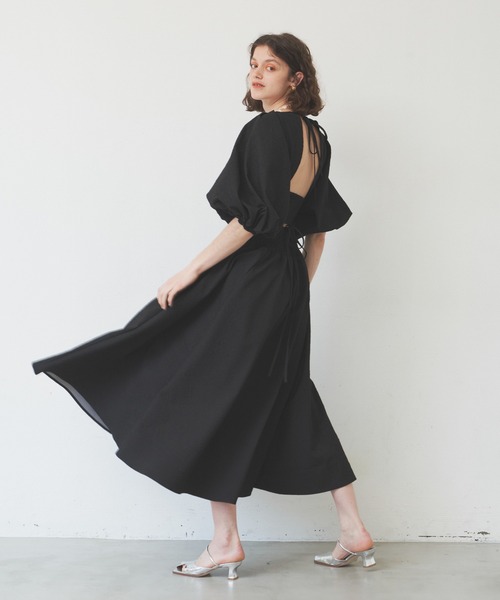 LA BELLE ETUDE(ラベルエチュード)の「BACK OPENベアSETワンピース(ワンピース・レディース・ホワイト/ブラック/ブルー・FREE)」の13枚目の写真