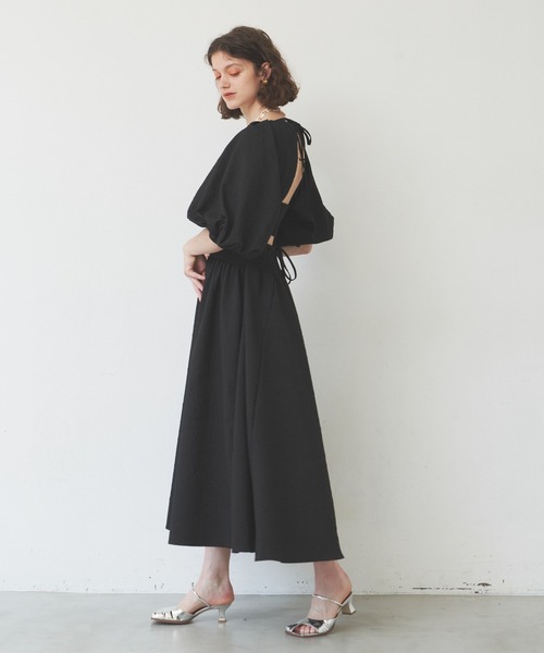 LA BELLE ETUDE(ラベルエチュード)の「BACK OPENベアSETワンピース(ワンピース・レディース・ホワイト/ブラック/ブルー・FREE)」の12枚目の写真