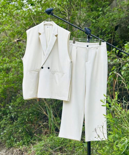 tk.TAKEO KIKUCHI(ティーケータケオキクチ)の「◆スリーブレスジャケットセットアップ(セットアップ・メンズ・オフホワイト/ブラック/ライトグリーン・01/02/03)」の4枚目の写真