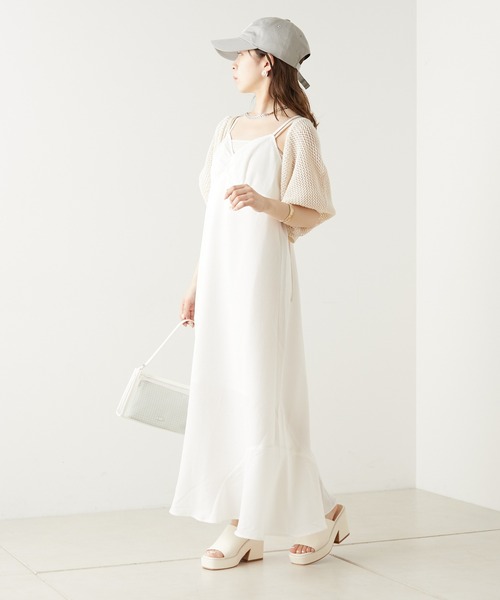 Chico(チコ)の「【LINNEE】バルキーサンダル(サンダル・レディース・ホワイト/ブラック・SMALL/MEDIUM/LARGE)」の3枚目の写真