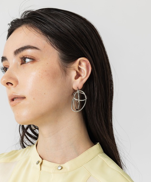 UNITED TOKYO（ユナイテッドトウキョウ）の「アートラインピアス（ピアス（両耳用）・レディース・シルバー・FREE）」の5枚目の写真