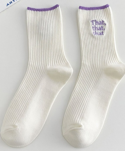 Loueme（ルエム）の「that 刺繍カラフルソックス（ソックス/靴下・レディース・ブラック/パープル/レッド/ピンク/ブルー/グリーン・FREE）」の5枚目の写真