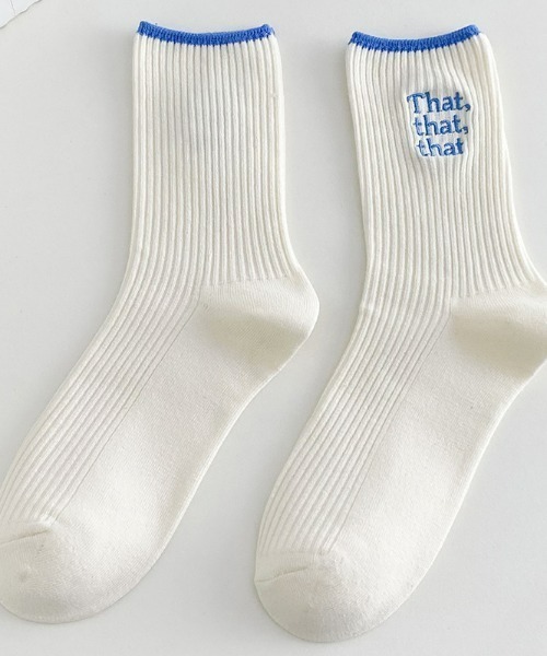 Loueme（ルエム）の「that 刺繍カラフルソックス（ソックス/靴下・レディース・ブラック/パープル/レッド/ピンク/ブルー/グリーン・FREE）」の4枚目の写真