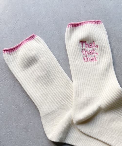 Loueme（ルエム）の「that 刺繍カラフルソックス（ソックス/靴下・レディース・ブラック/パープル/レッド/ピンク/ブルー/グリーン・FREE）」の11枚目の写真